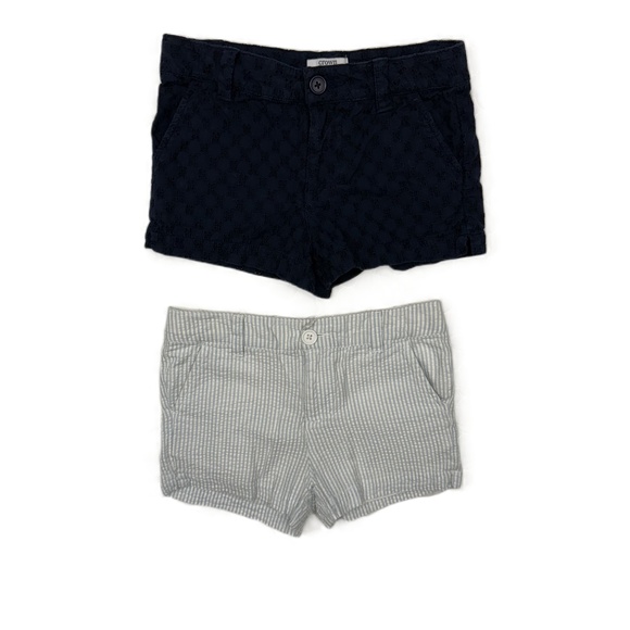 Bundle of Girl's Size 7 and 8 Spring and Summer Oshgosh, Vineyard Vines, Carter - Picture 6 of 7